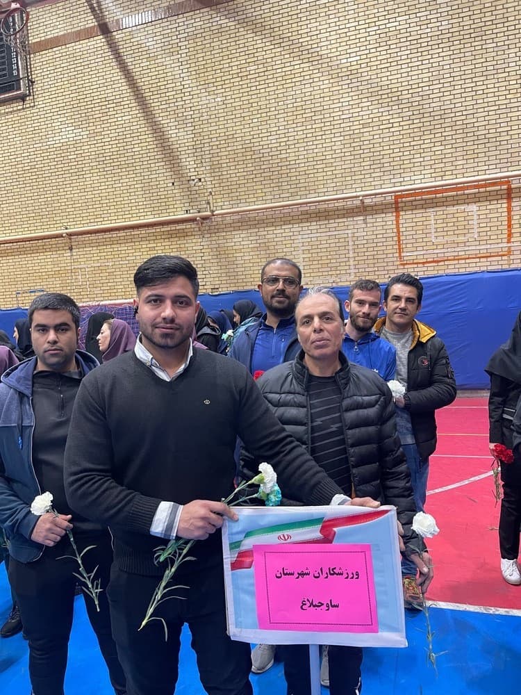 شرکت کادر آموزشی دبستان در مسابقات ورزشی استان